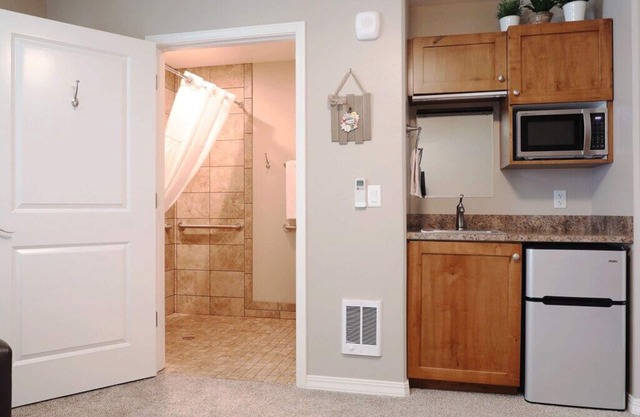 Greystone Crossing Suite #12