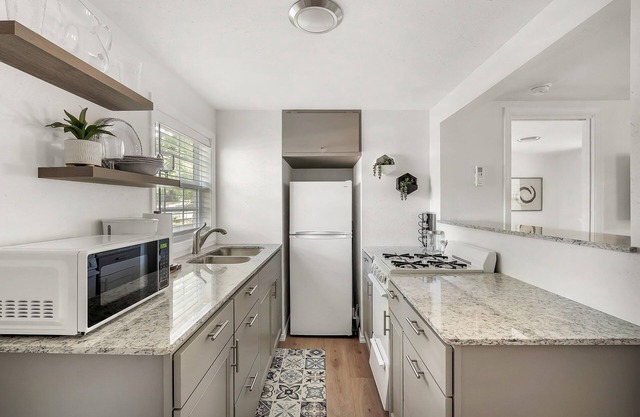 Grimm, One bedroom one bathroom duplex in Park Hill subdivision of Fort Smith.