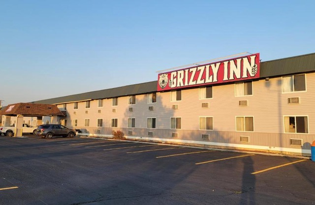 Grizzly Inn