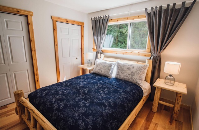 Grizzly Paw B&B Where comfort meets nature.