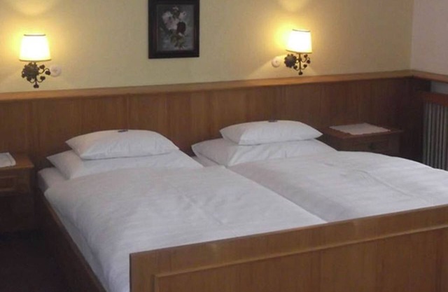 großes Doppelzimmer Nr. 20 mit Balkon - Hotel Garni Stabauer