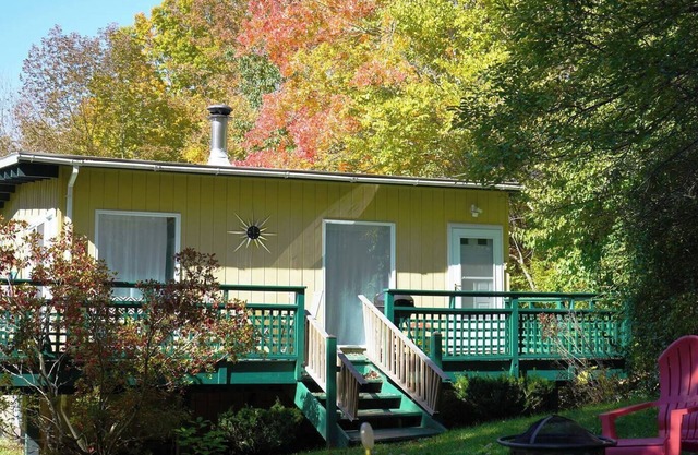 Groovy Chalet: Cool Mid-Century Catskill Mountain Digs!