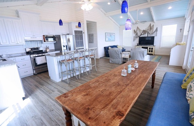 Group Therapy - Island Realty