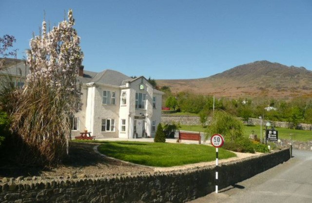 Grove House