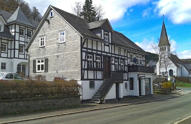 Gemütliches Ferienhaus mit Balkon nähe Winterberg