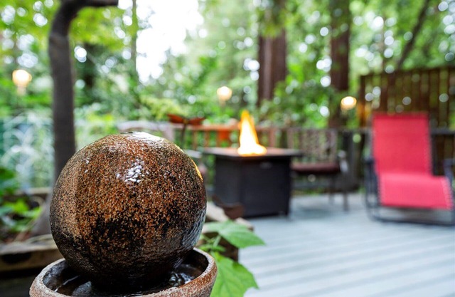 Guerneville Cottage, Decks, Oberlichter, Hottub! Perfekter romantischer Kurzurlaub!15% Rabatt