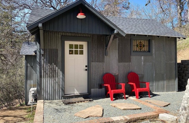 Guest Cabin at Three Falls Ranch