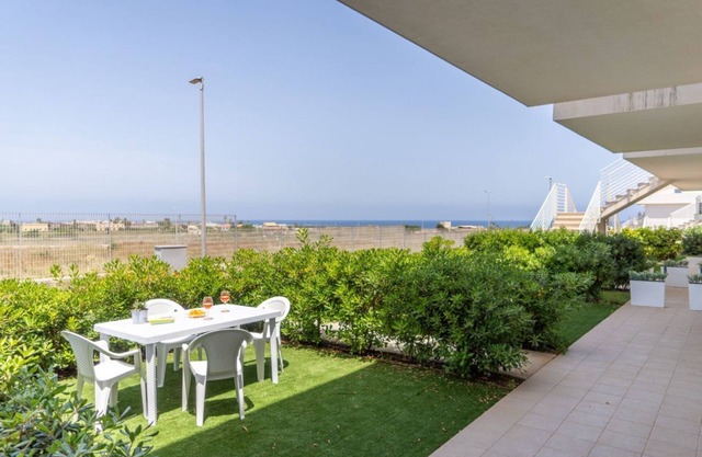 GuestHost - Borgo 84 Marzamemi - Isola Bella Apt