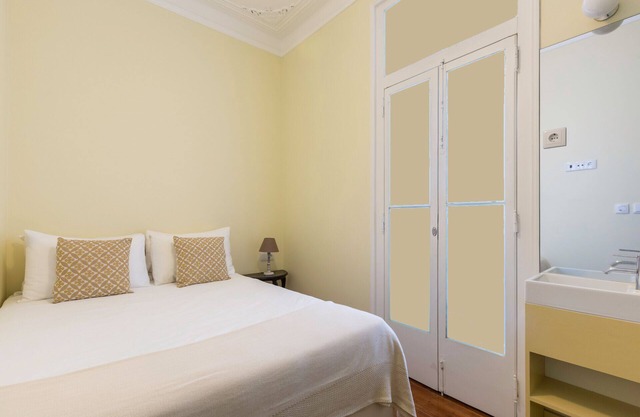 GuestHouse - Double Room with Private Bathroom (Room 4 Jofiel)