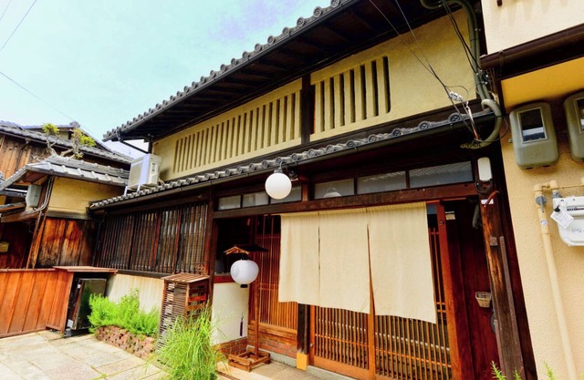 GuestHouse Kyoto HANATSUNAGI --- Kyoto city officially designated "KYO-MACHIYA