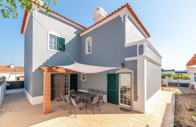 GuestReady - Fantastic family home in Sesimbra