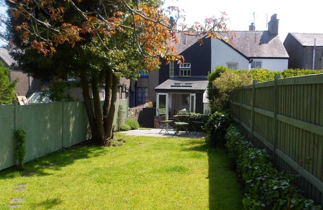 Guillemot - a town house that sleeps 4 guests in 2 bedrooms
