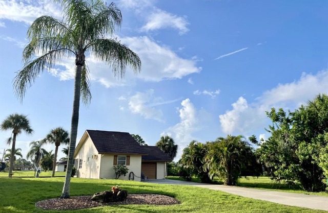 Gulf Cove 2458 Peaceful and quaint paradise gateway