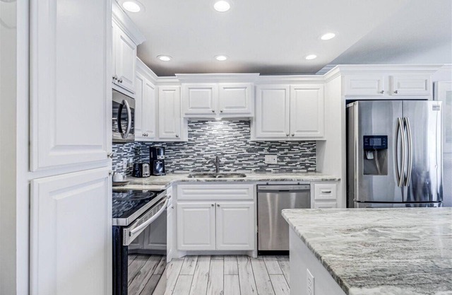 Gulfstream Condos Unit 317 | Amazing Gulf Front Views | Pool & Hot Tub