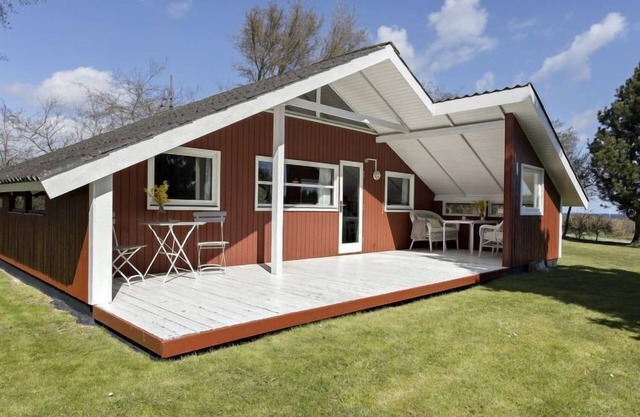 "Guthki" - 275m from the sea by Interhome