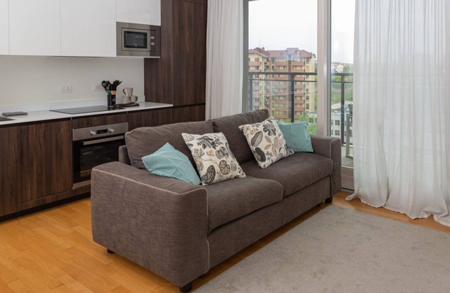 Gym & Pool Exclusive Apartment