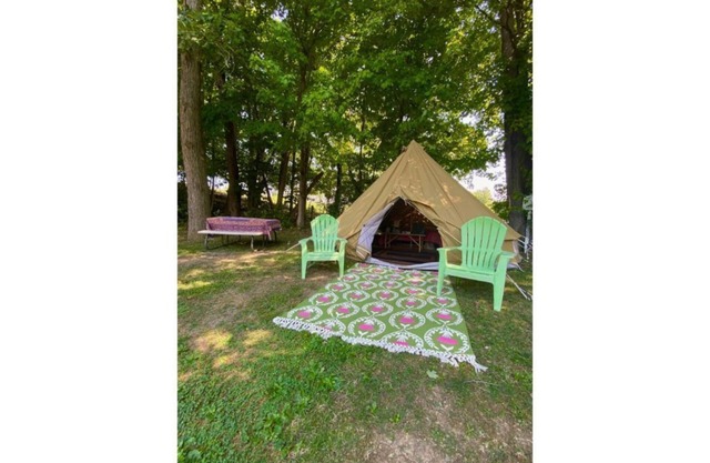 Gypsy Belle Glamping Tent & Breakfast for 2 in Finger Lakes Wine Country!