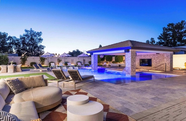 HÓZHÓ Estate on Desert Hills | Pool $80k Golf Sim