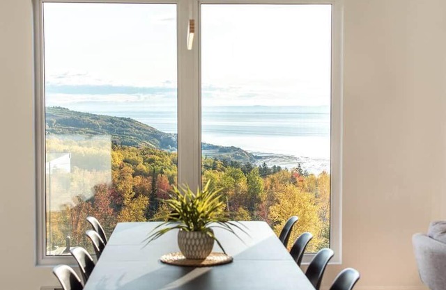 Hôtel à la maison - Bõhêm Charlevoix, Spa et Vue