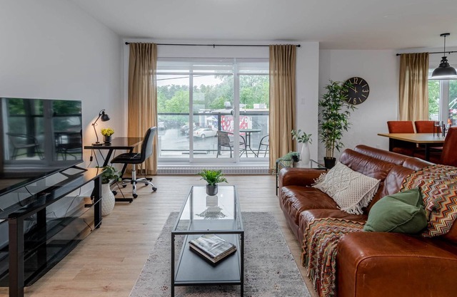 Hôtel à la maison - Condo la Réserve 57