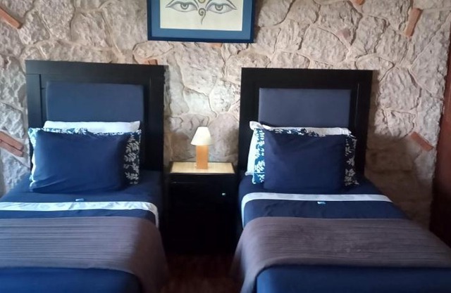 Habitación amplia cerca de Andares