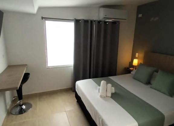 Habitación aguacatala poblado