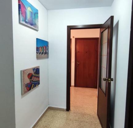Habitación con cama doble, piso compartido en Avenida Blasco Ibáñez