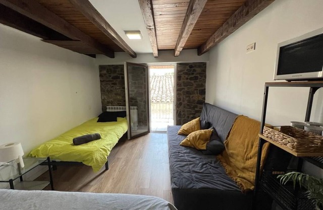 Habitaciones Para 9 Personas en Centro de Biescas
