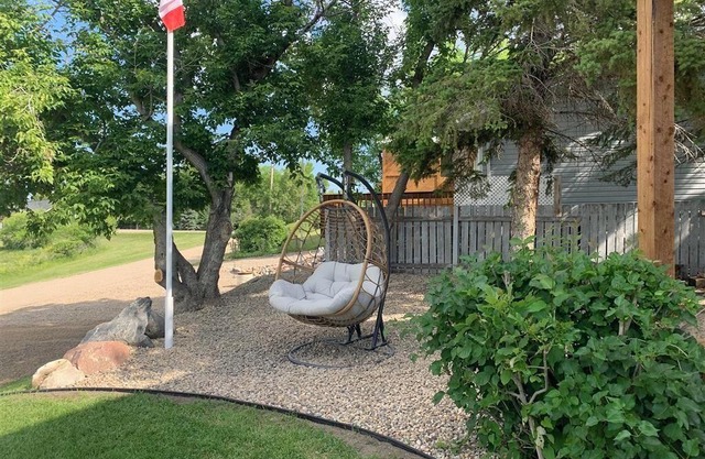 Hakuna Matata Guest House at Saskatchewan Beach
