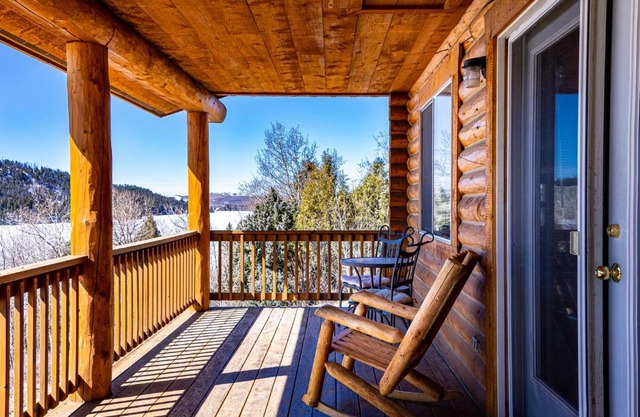 Half Moon Lake Lodge
