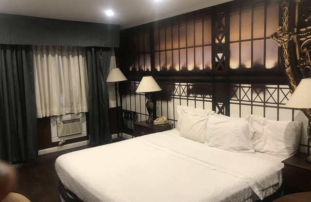 Hamilton Inn
