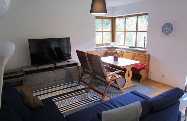 Hammerhaus-Apartment 3, 2 Schlafzimmer, Badewanne, Balkon, WLAN