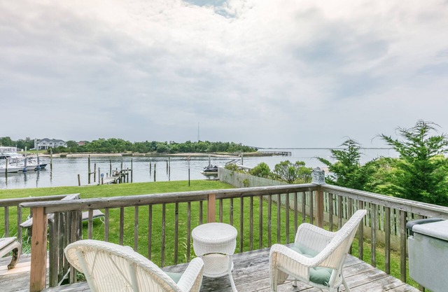 Hampton Bays Waterfront House