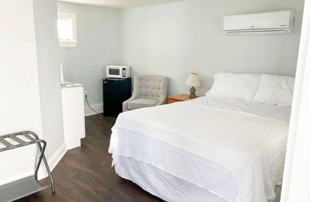Hampton Beach Suite | Mins to Maine | Pet Friendly