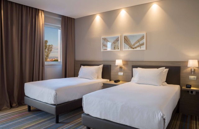 Hampton by Hilton Rome East