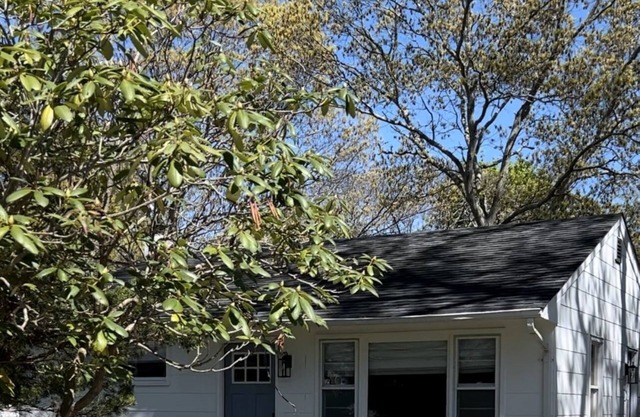Hampton Cottage.