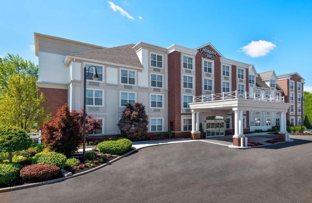 Hampton Inn Buffalo-Williamsville