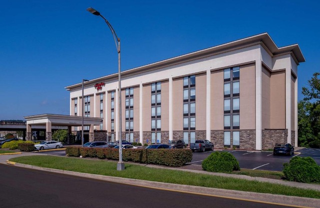 Hampton Inn Charleston Downtown