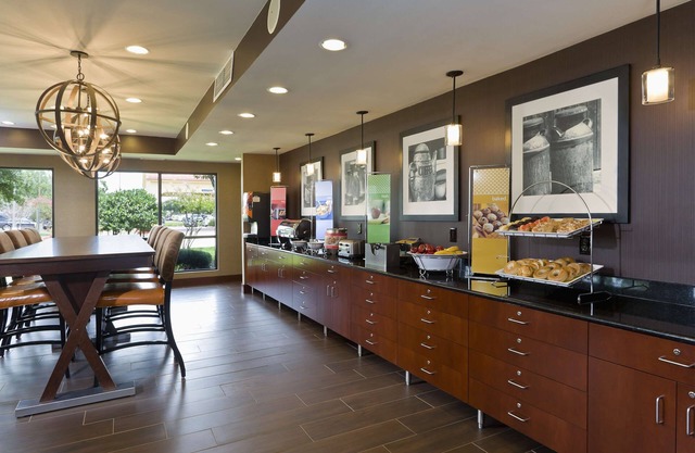 Hampton Inn Houston/Stafford