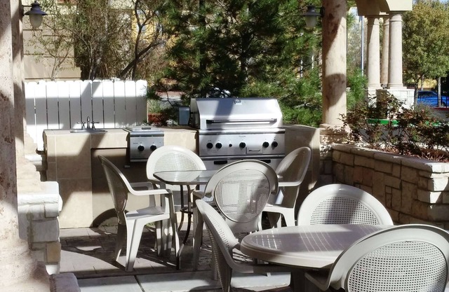 Hampton Inn & Suites Albuquerque-Coors Road