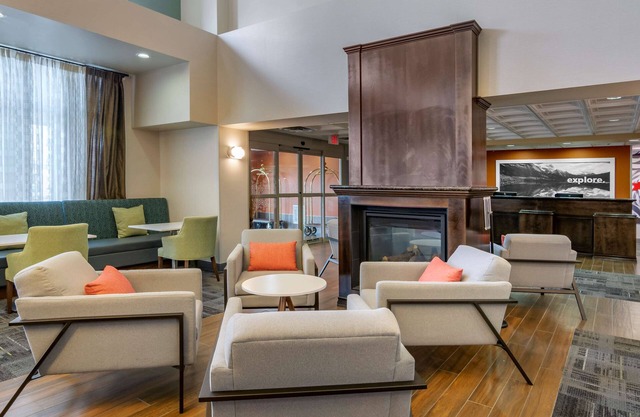 Hampton Inn & Suites by Hilton Edmonton/West