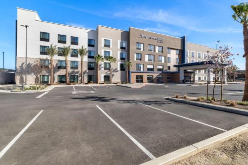 Hampton Inn & Suites Corona, Ca