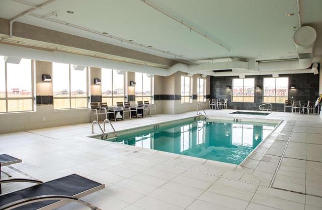 Hampton Inn & Suites East Gate Regina