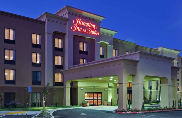 Hampton Inn & Suites Fresno-Northwest