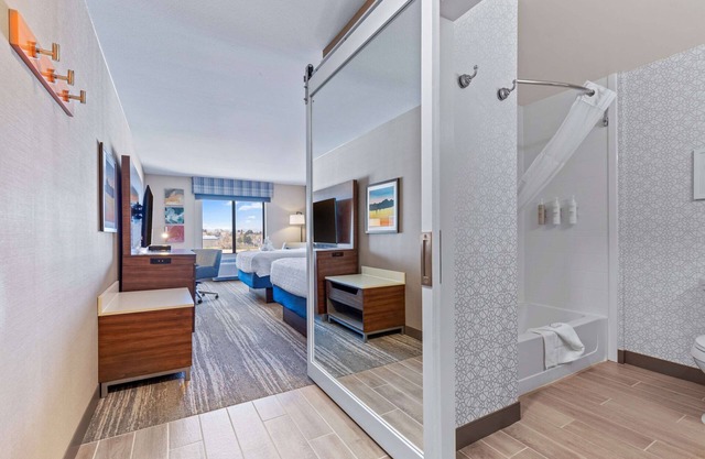Hampton Inn & Suites Greeley