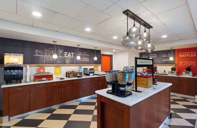 Hampton Inn & Suites Harrisburg/North