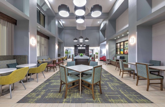Hampton Inn & Suites Lake Jackson-Clute