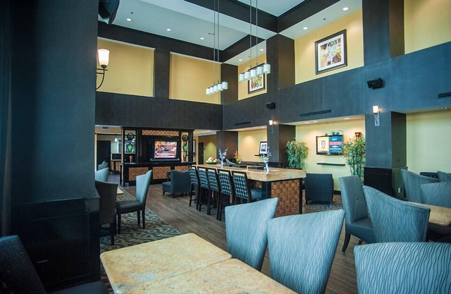Hampton Inn & Suites Palestine