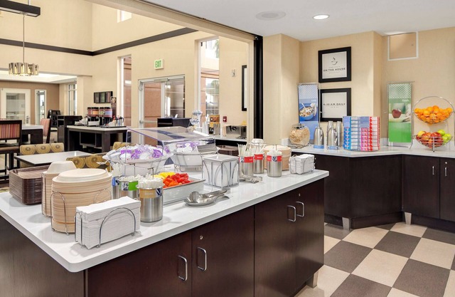 Hampton Inn & Suites Seattle-North/Lynnwood