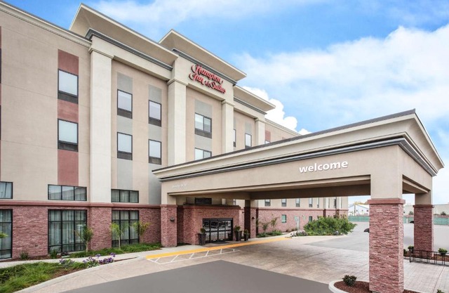 Hampton Inn & Suites Watsonville